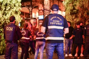 Goiânia publicará nota técnica para recomendar exigência de passaporte da vacina a comércios