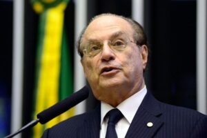 Paulo Maluf é internado com Covid-19 em hospital de São Paulo