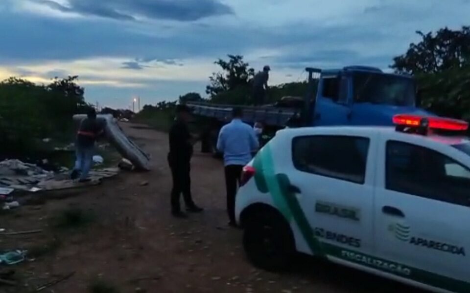 Crianças acionam Semma e impedem descarte irregular de lixo em Aparecida