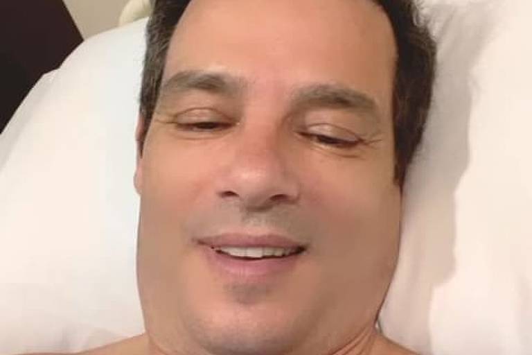 Celso Portiolli câncer 'Agradecer a quem está fazendo orações', disse o apresentador. Celso Portiolli faz vídeos no hospital em tratamento contra câncer; assista