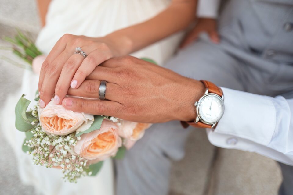 bride-gd3a64fd74_1920