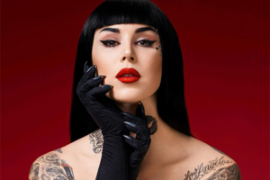 Kat Von D tem casa invadida e suspeito alega querer usar banheiro, diz site