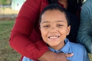 Davi Lucas de Miranda, menino que morreu após cair de toboágua em Caldas Novas, teve múltiplas fraturas e hemorragia grave. (Foto: reprodução)