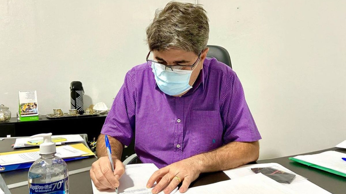 Câmara de Silvânia afasta prefeito por 90 dias