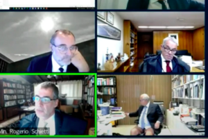 Alberto Zacharias Toron é filmado sem calça em sessão remota do STJ