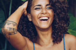 A pernambucana Domitila Barros ganhou o concurso, reformulado há dois anos. Modelo e ativista brasileira é eleita Miss Alemanha 2022