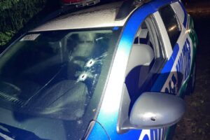 Suspeito de roubo a mão armada morre após trocar tiros com a polícia em Goiânia