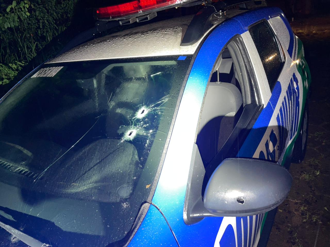 Suspeito de roubo a mão armada morre após trocar tiros com a polícia em Goiânia