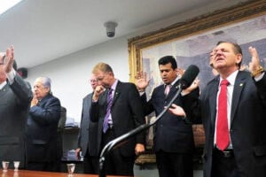 Parlamentares goianos falam de pontos importantes para a Frente Evangélica