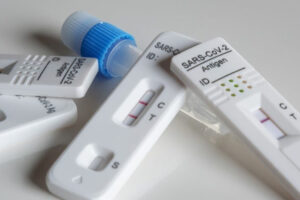 Anvisa aprova primeiro autoteste para Covid no Brasil