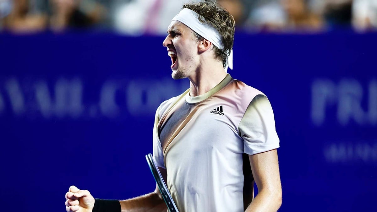 Alexander Zverev em jogo de tênis no México