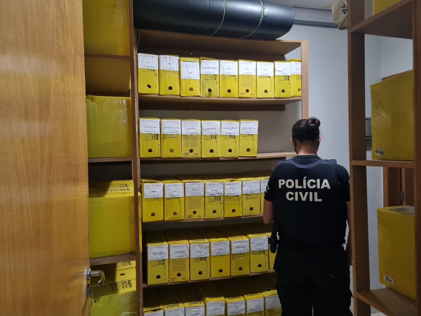 Uma operação da Polícia Civil mira empresários, servidor público e contadores por supostos crimes tributários. (Foto: divulgação/PC)