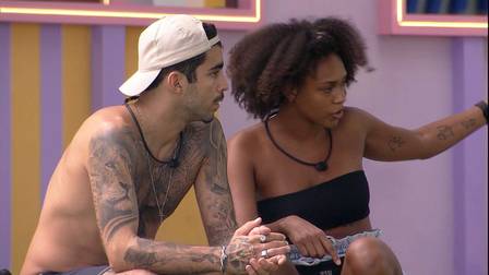 No BBB 22, Pedro Scooby e Jessilane discutem após ele chamá-la de influenciável