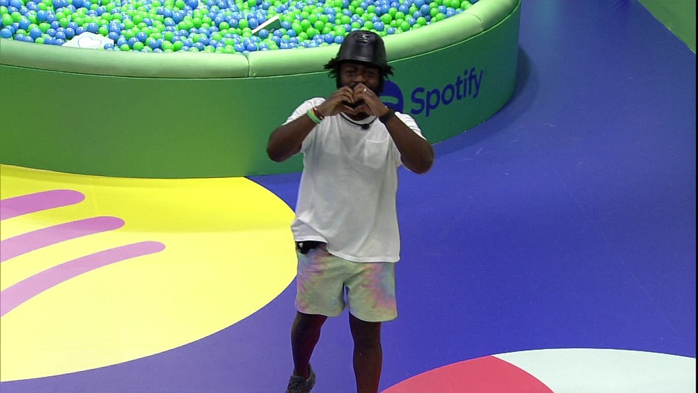 Douglas Silva venceu a Prova do Anjo do BBB 22 (Globo), realizada na tarde deste sábado (26). (Foto: reprodução/TV Globo)