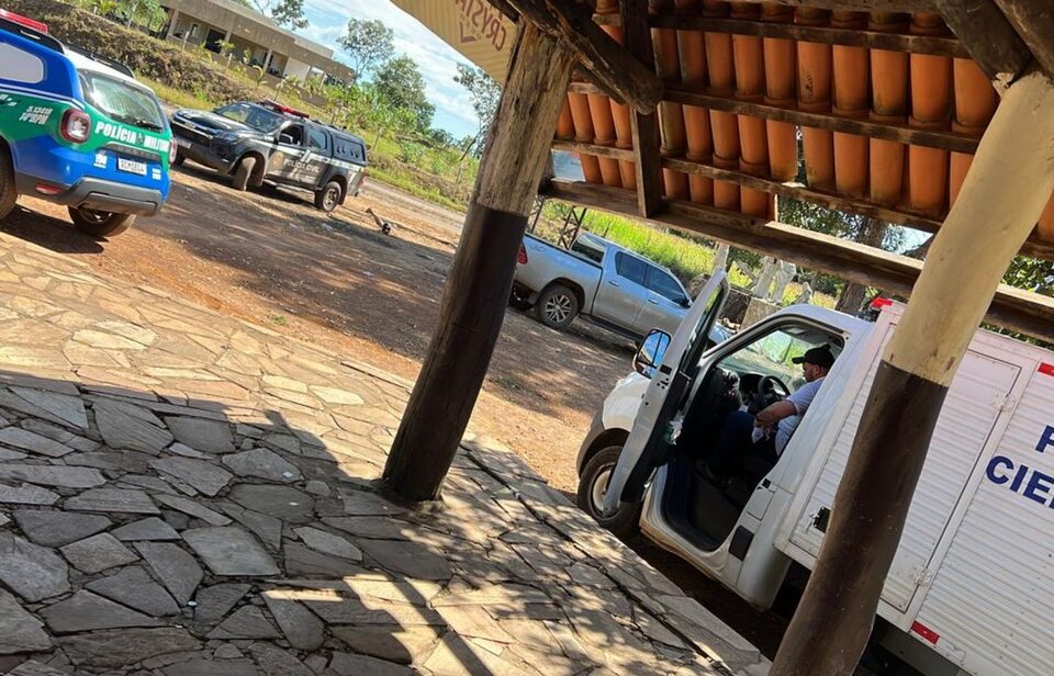 Adolescente é encontrado morto atrás de um bar, em Niquelândia
