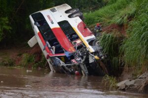 Acidente na BR-153 matou 6 pessoas e feriu outras 45 (Foto: Jucimar de Sousa - MaisGoiás)