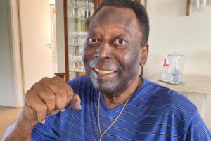 Ex-jogador de futebol pode recorrer caso não queira fazer o teste. Aos 81 anos, Pelé é convocado para realizar teste de paternidade