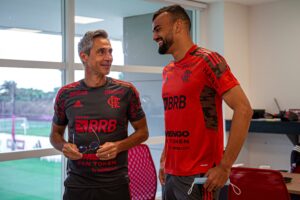 Paulo Sousa e Fabricio Bruno no CT