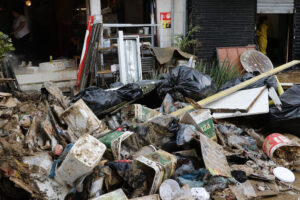 Com previsão de chuva forte, sirenes voltam a soar em Petrópolis