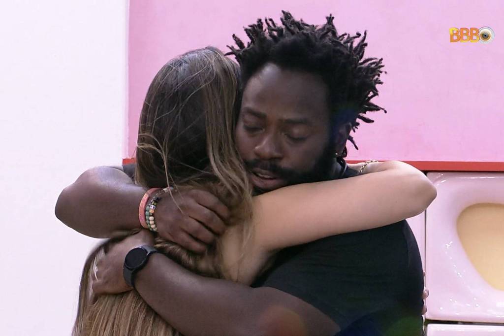 DG e Laís se abraçam - Globo/Reprodução