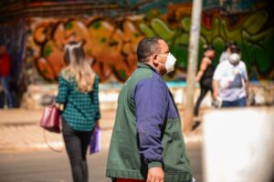 Valparaíso de Goiás flexibiliza uso de máscaras em locais fechados