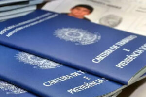 Governo quer incluir domésticas e autônomos em novas regras do empréstimo consignado