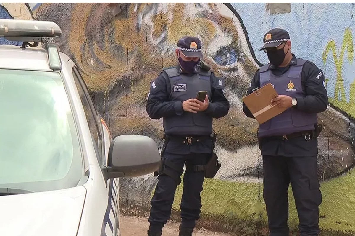 Estudante de 14 anos é esfaqueada em escola no Distrito Federal (Foto: Reprodução - TV Globo)