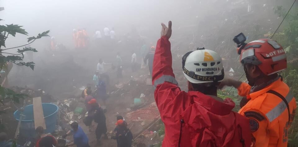 Registro durante buscas por desaparecidos (Foto: Divulgação/Bombeiros Goiás)