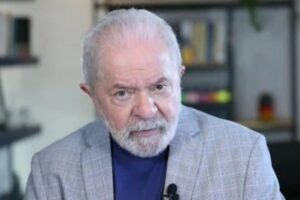 "Vamos ter que valorizar o pequeno empreendedorismo", disse. Lula quer que BNDES priorize pequenas e médias empresas