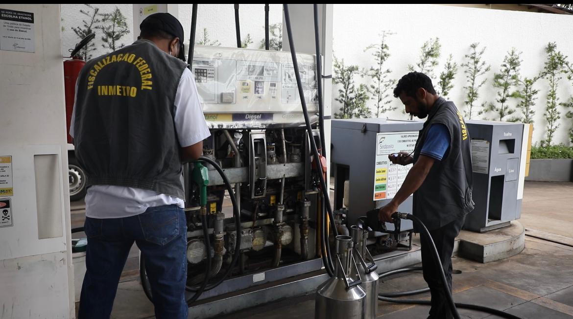 Fiscalização aconteceu em 12 postos de Anápolis. (Foto: Reprodução)