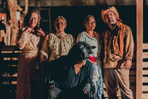 Cia de Teatro Nu Escuro apresenta espetáculos e oficinas gratuitas