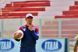 Higo Magalhães, treinador do Vila Nova no OBA