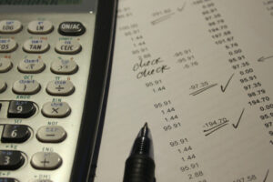 Goianos têm R$ 8 bi em dívidas, mas feirão oferece negociação até 31 de março