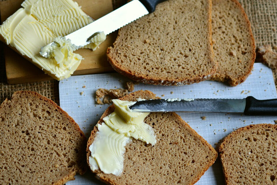 Consumidor troca manteiga por margarina e quer marca barata na inflação