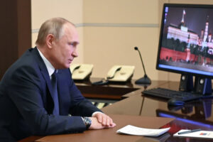 Venda de livro sobre amigos milionários de Putin dispara no Reino Unido