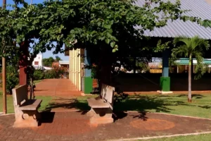 Praça onde criança se acidentou. (Foto: Reprdoução)