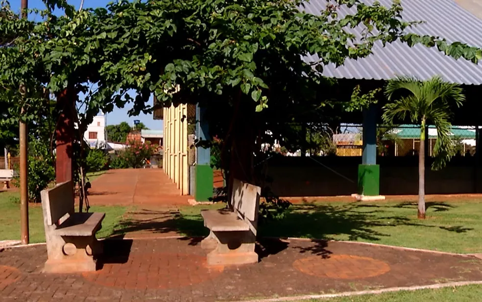Praça onde criança se acidentou. (Foto: Reprdoução)
