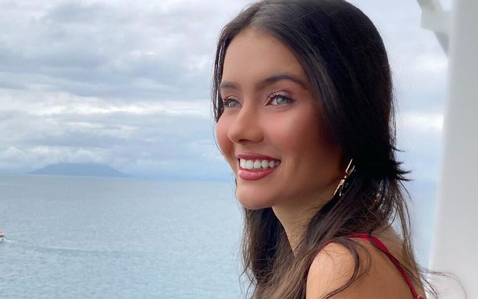 Miss Anápolis relata ter sofrido golpe em rede social