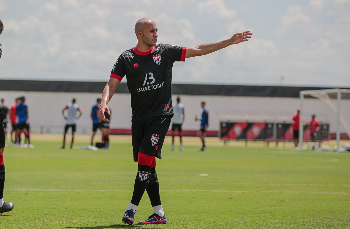Dudu diz que Atlético não ficará apenas se defendendo na Serrinha