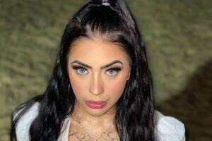 Funkeira possui perfil no Privacy, similar ao OnlyFans. MC Mirella revela faturamento de conta em plataforma de conteúdo adulto; veja fotos