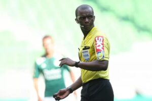 Luiz Flávio de Oliveira irá apitar a final do Goianão