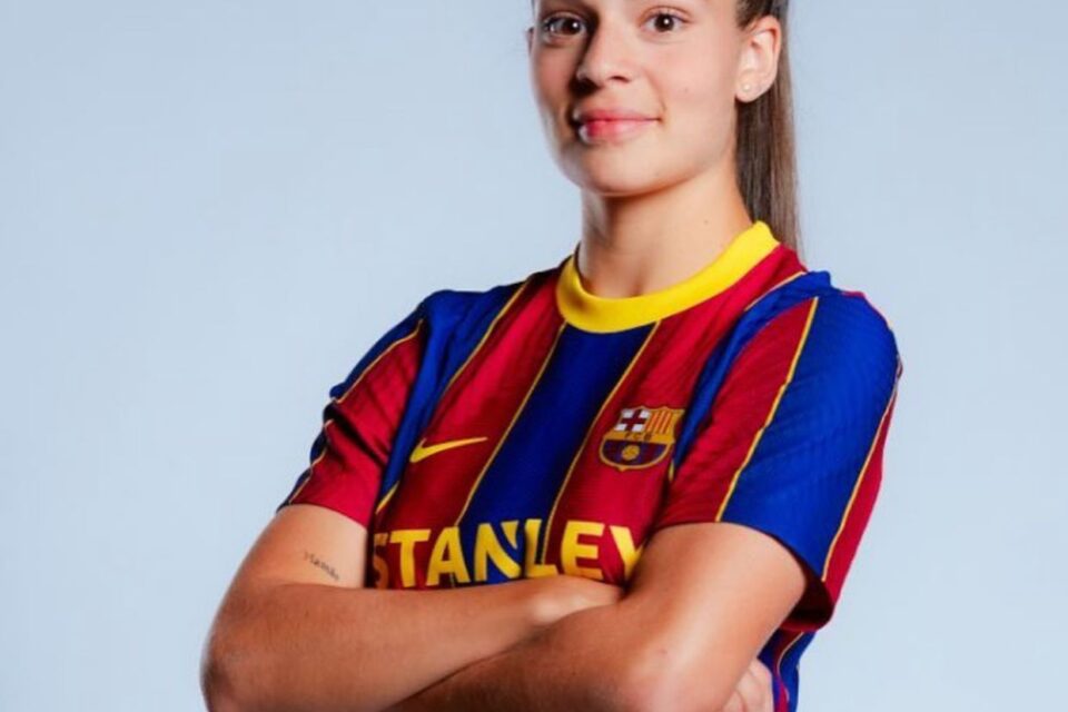 Giovana Queiroz, atacante brasileira