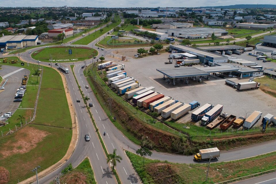 Polo Industrial de Aparecida ajudou a geração de empregos do município no início de 2022, diz economista (Foto: SecomAparecida)