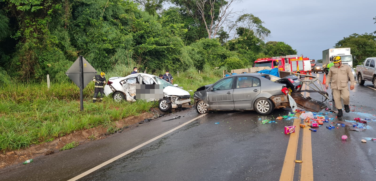 Acidente na GO-060 mata motorista e deixa outro ferido, em Trindade (GO)