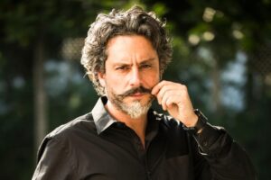 Ator se pronunciou no Twitter. Alexandre Nero é comparado a morador de rua que teve relações com esposa de personal trainer Planaltina