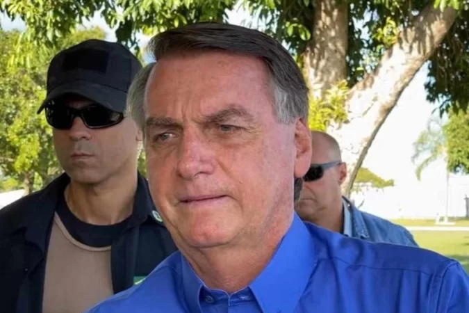WhatsApp se reúne com Bolsonaro e confirma megagrupos só depois das eleições (Foto: Reprodução - Youtube)