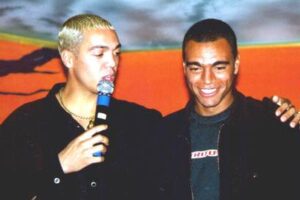 Belo paga dívida de R$ 7 milhões a Denilson e encerra briga de 22 anos Assessoria do cantor disse que impasse foi 'resolvido'