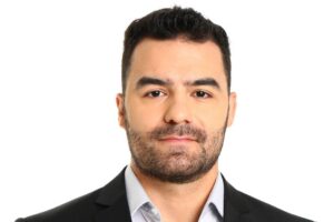 Mamãe Falei viajou à Ucrânia para, segundo ele, ajudar na resistência contra a invasão russa Saiba quem é Arthur do Val que enviou áudios