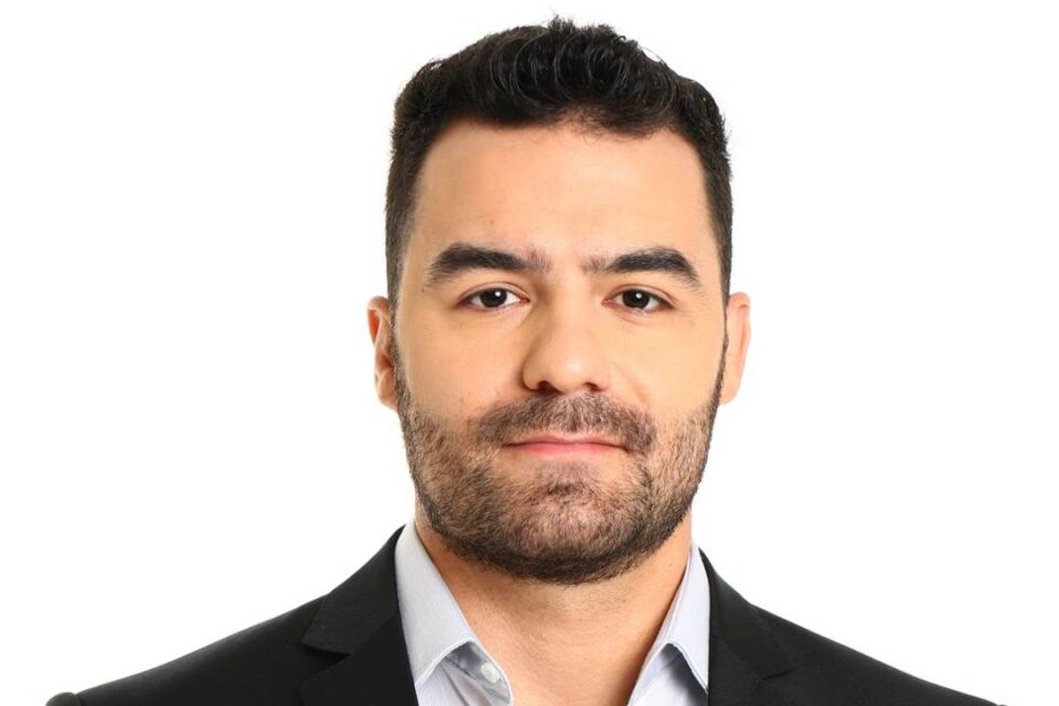 Mamãe Falei viajou à Ucrânia para, segundo ele, ajudar na resistência contra a invasão russa Saiba quem é Arthur do Val que enviou áudios