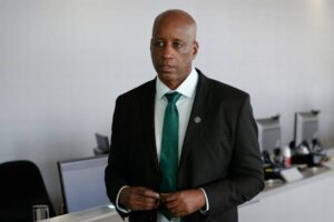 "Chora, negrada vitimista", diz Camargo ao deixar Palmares por disputa à Câmara